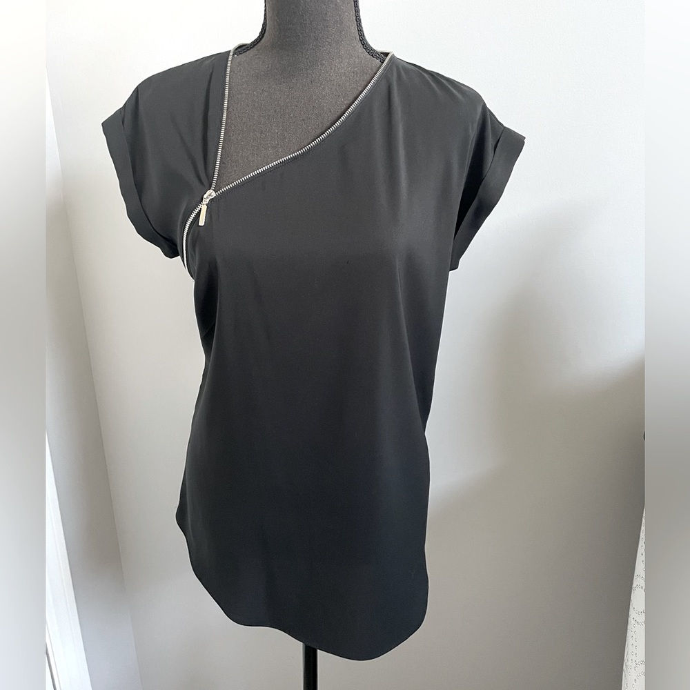 Express Zipper Blouse